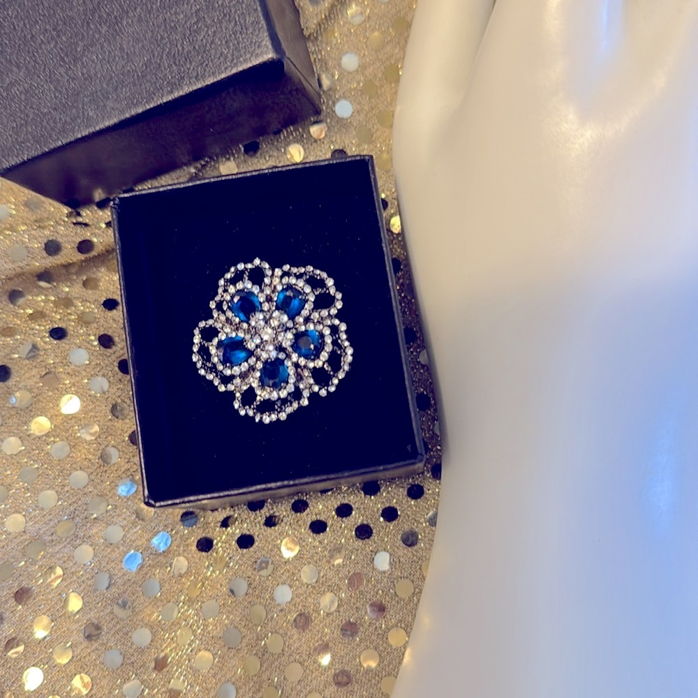 Cocktail Ring - Picture 3 of 3